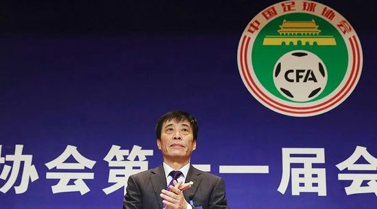 目前我们在做两款《熊出没》电影内容的产品，2026年我们预估能达到两个亿。